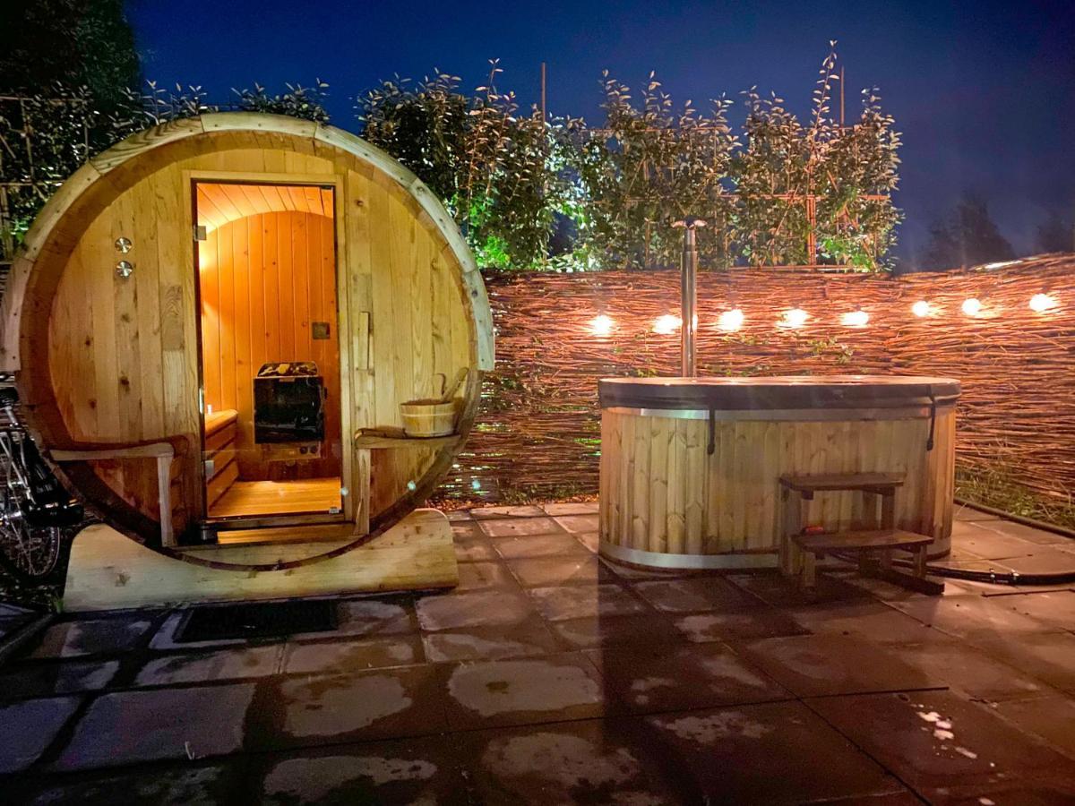 Bed & Wellness Klein Knorrestein With Private Hottub And Sauna And Tandembike Rental Included In Price آلميره المظهر الخارجي الصورة